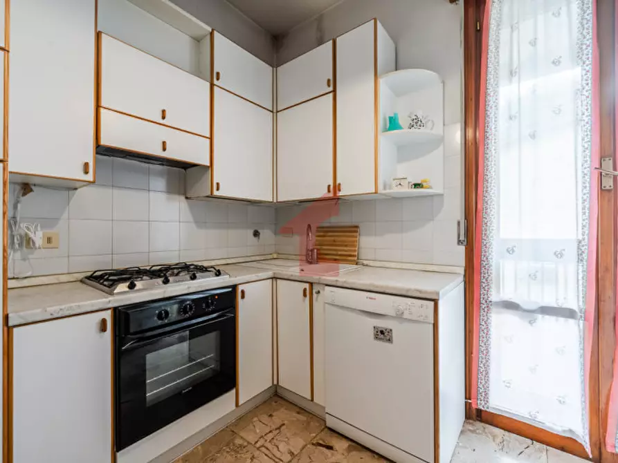 Immagine 13 di Appartamento in vendita  in Jack London 6 a Reggio Nell'emilia