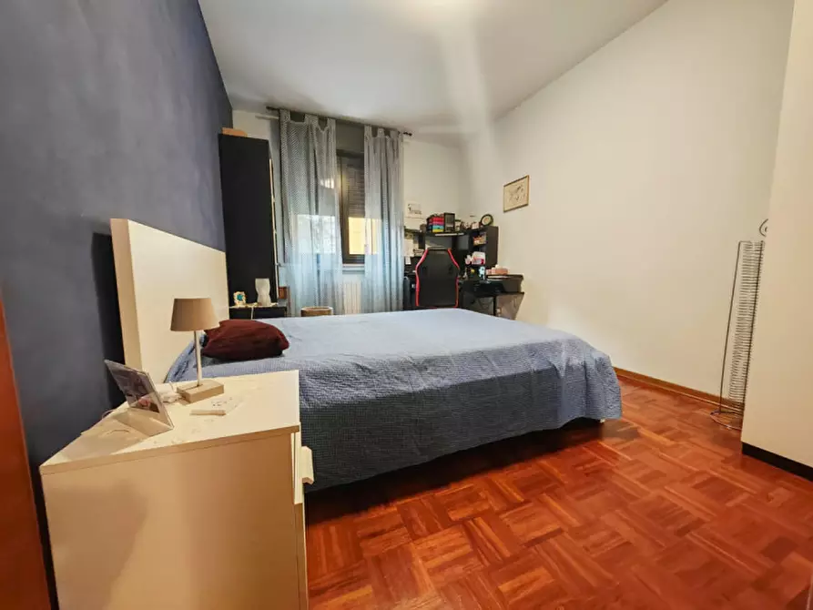 Immagine 11 di Appartamento in vendita  a Rovigo