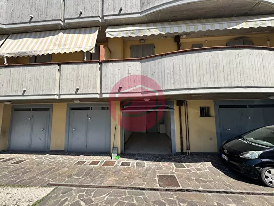 Immagine 21 di Appartamento in vendita  a Savignano Sul Rubicone