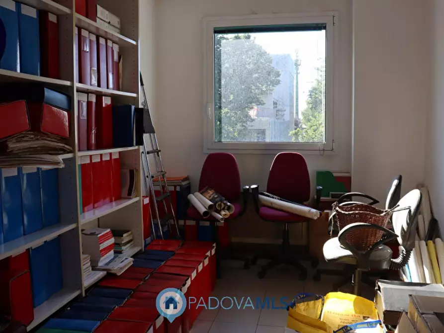 Immagine 6 di Ufficio in vendita  in Via Tiziano Aspetti a Padova
