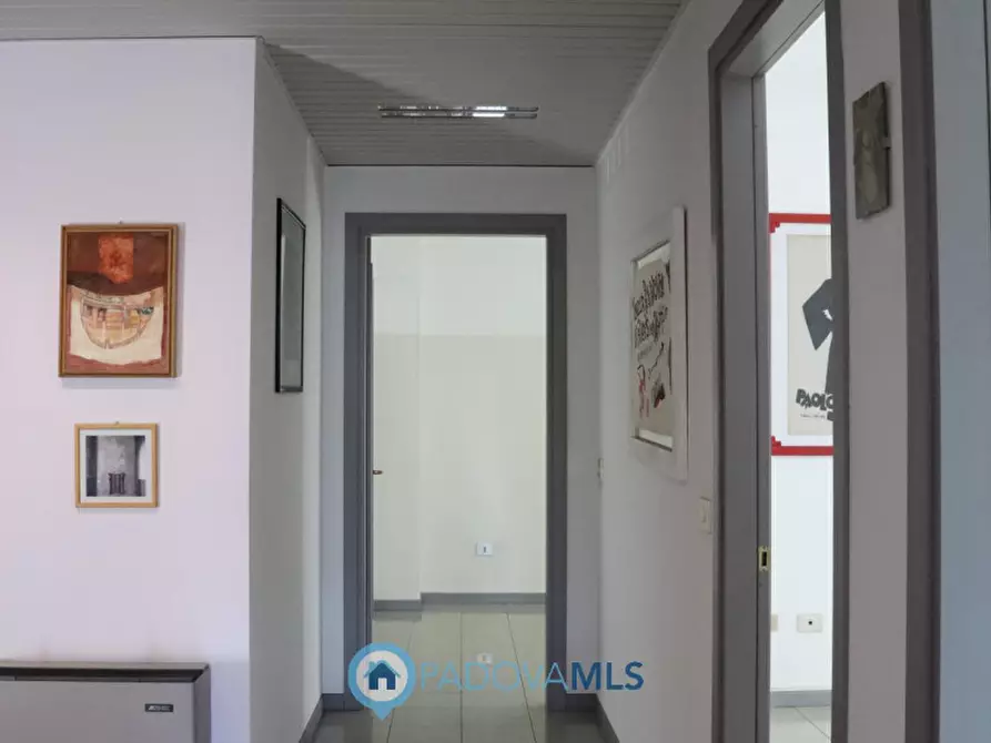 Immagine 16 di Ufficio in vendita  in Via Tiziano Aspetti a Padova