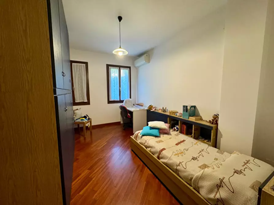 Immagine 13 di Casa indipendente in vendita  in Via Venezia a Baone