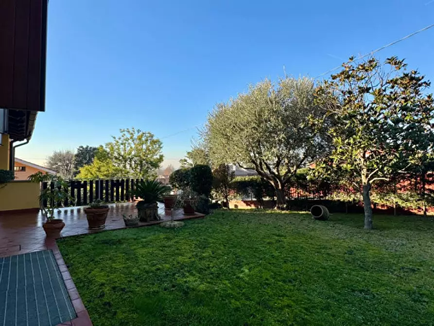 Immagine 21 di Casa indipendente in vendita  in Via Venezia a Baone