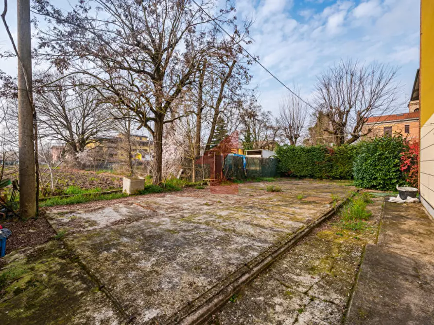 Immagine 5 di Appartamento in vendita  in Via Jack London 6 a Reggio Nell'emilia