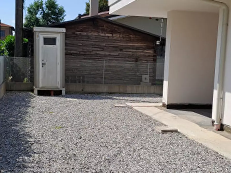 Immagine 2 di Casa bifamiliare in vendita  in Via Montecarlo a Piazzola Sul Brenta