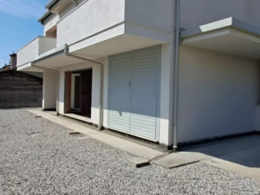 Immagine 3 di Casa bifamiliare in vendita  in Via Montecarlo a Piazzola Sul Brenta
