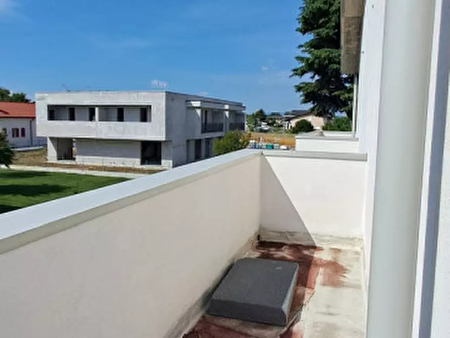 Immagine 8 di Casa bifamiliare in vendita  in Via Montecarlo a Piazzola Sul Brenta