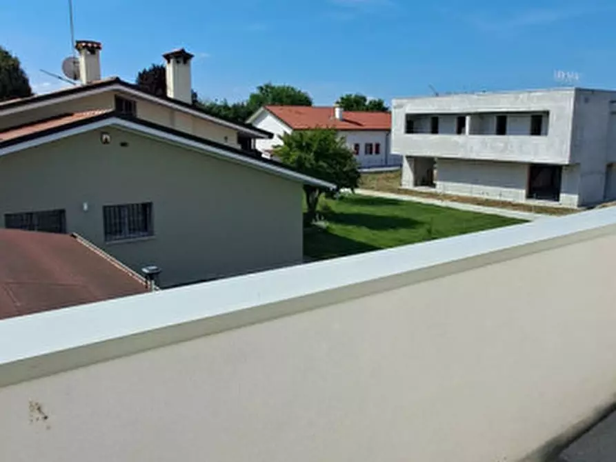 Immagine 10 di Casa bifamiliare in vendita  in Via Montecarlo a Piazzola Sul Brenta