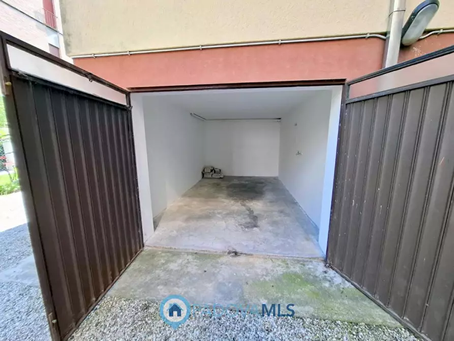 Immagine 29 di Appartamento in vendita  in Via Girolamo Forabosco a Padova