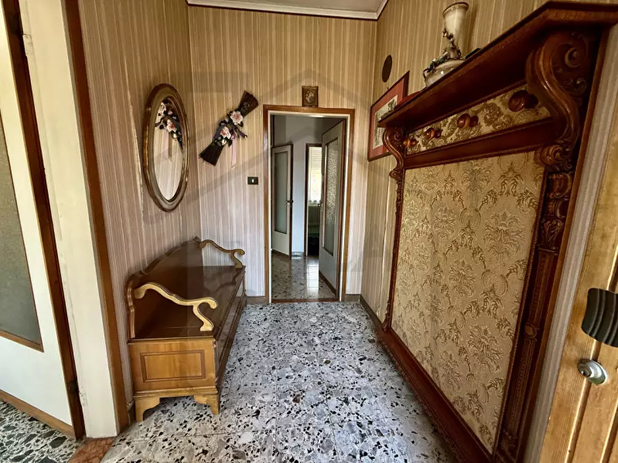 Immagine 3 di Casa indipendente in vendita  in Via Giovanni Pascoli a Padova