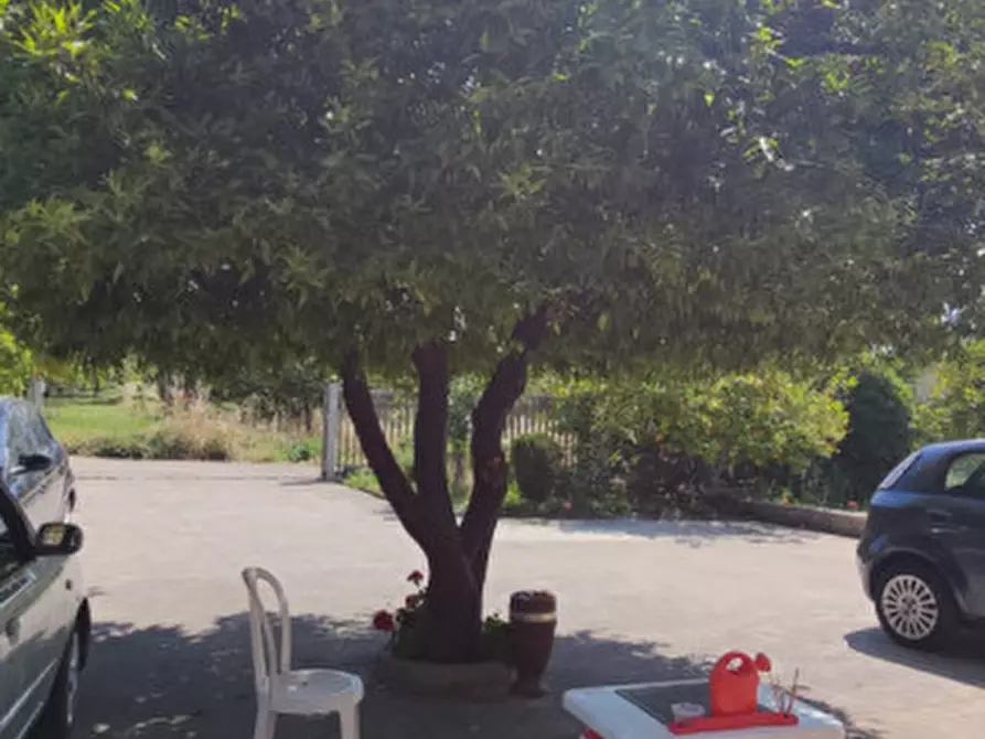 Immagine 17 di Villa in vendita  in Via Calli a Campagna