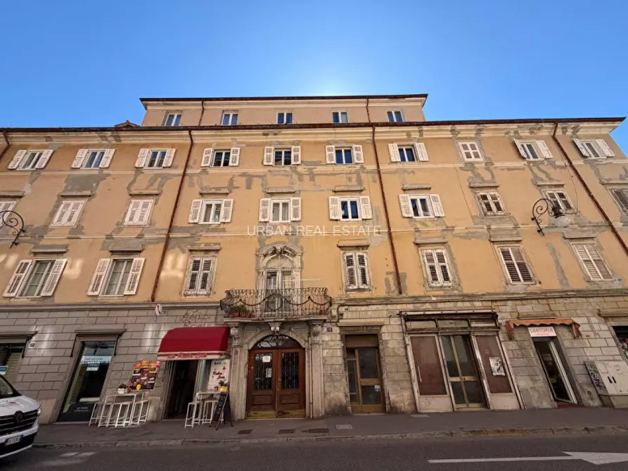 Immagine 2 di Appartamento in vendita  in Via Roma 17 a Trieste