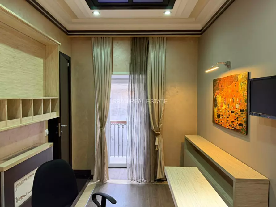 Immagine 7 di Appartamento in vendita  in Via Roma 17 a Trieste