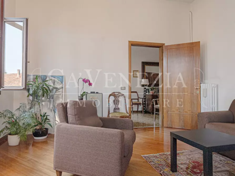 Immagine 5 di Appartamento in vendita  in Via Dardanelli a Venezia