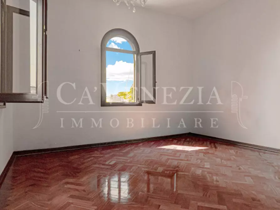 Immagine 10 di Appartamento in vendita  in Via Dardanelli a Venezia