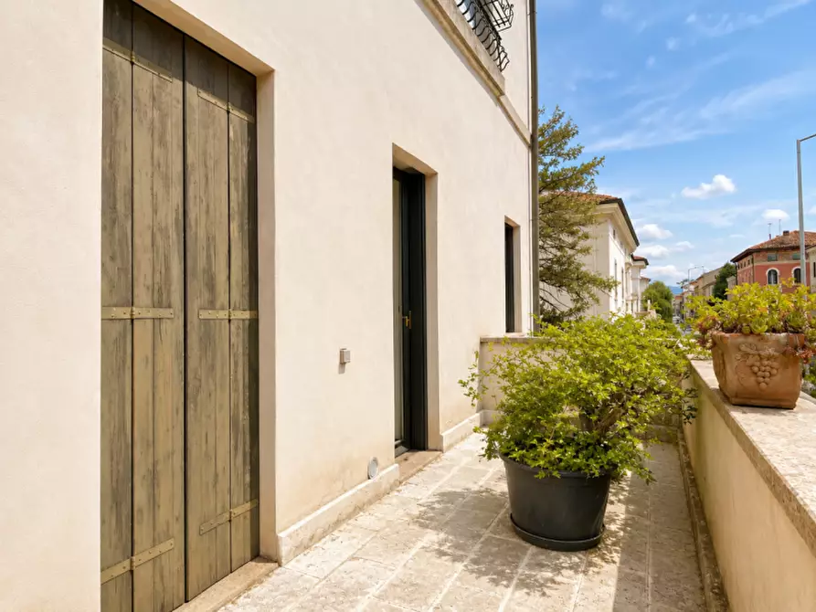 Immagine 31 di Casa bifamiliare in vendita  in Viale Legione Antonini a Vicenza
