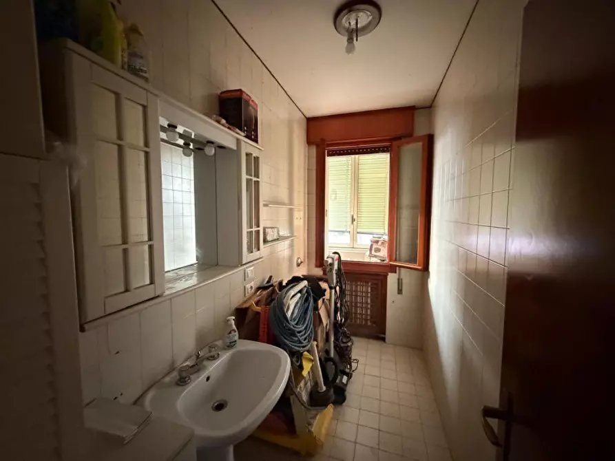 Immagine 4 di Appartamento in vendita  in Via Antonio Rosmini a Abano Terme