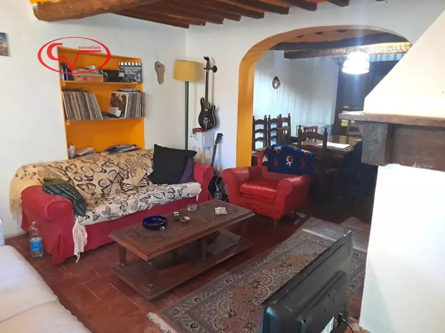 Immagine 1 di Casa bifamiliare in vendita  in via San Donato a Figline E Incisa Valdarno