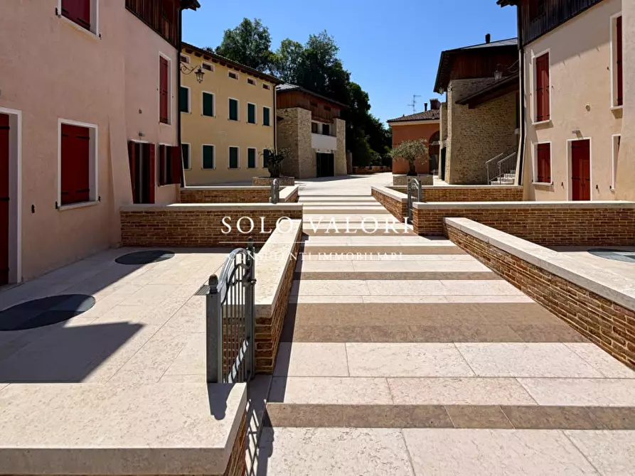 Immagine 1 di Appartamento in vendita  a Asolo