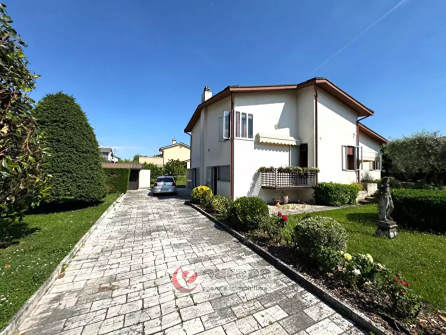 Immagine 4 di Casa indipendente in vendita  in VIA L. DA VINCI, 16 a Monticello Conte Otto