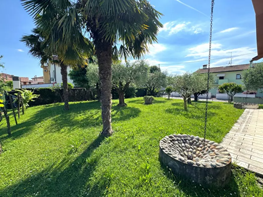 Immagine 9 di Casa indipendente in vendita  in VIA L. DA VINCI, 16 a Monticello Conte Otto