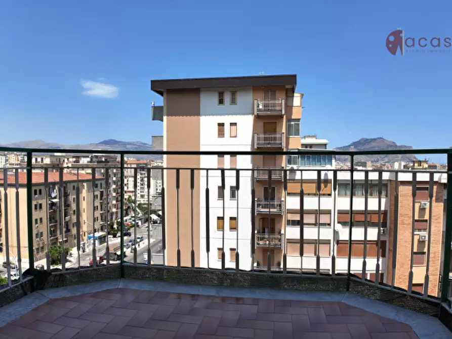 Immagine 14 di Appartamento in vendita  in Via Francesco La Colla 5 a Palermo