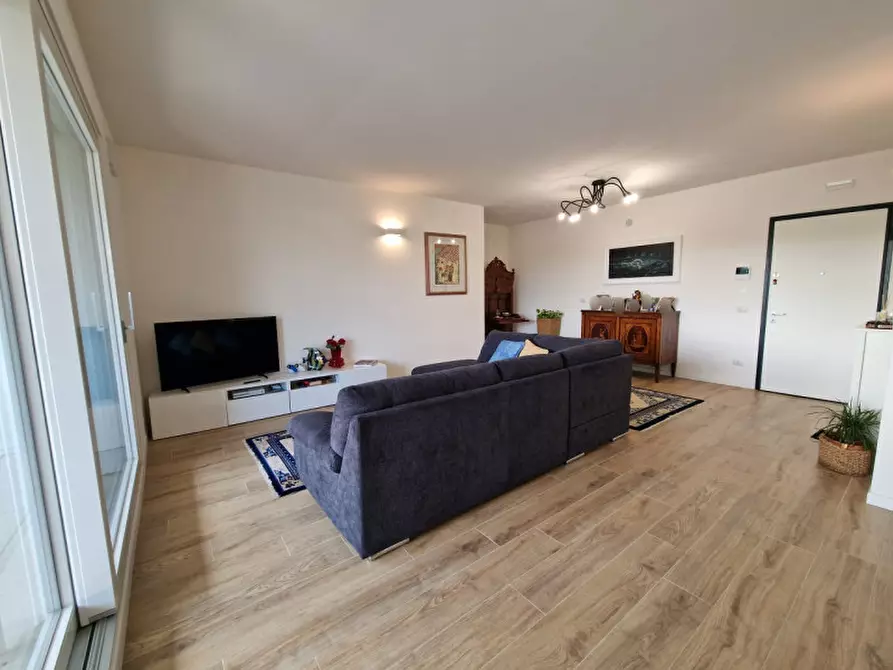 Immagine 4 di Appartamento in vendita  in Via Treviso a Rubano