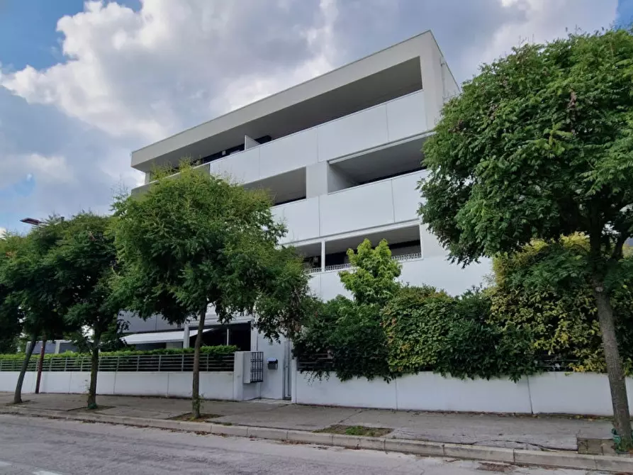 Immagine 29 di Appartamento in vendita  in Via Treviso a Rubano