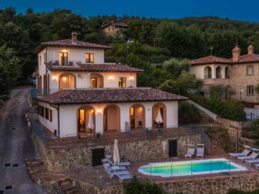 Immagine 15 di Villa in vendita  a Lisciano Niccone