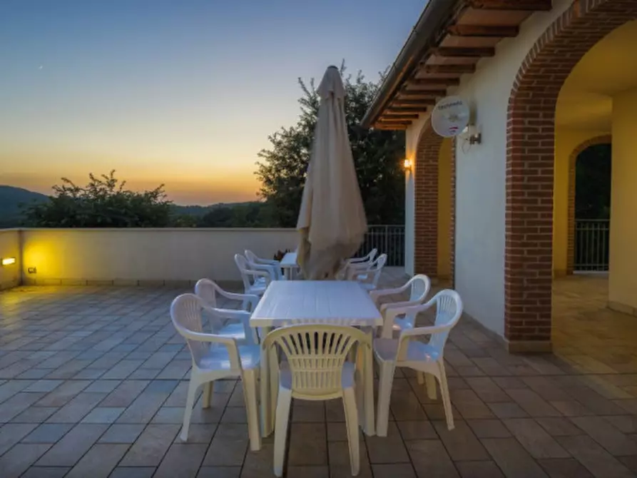 Immagine 17 di Villa in vendita  a Lisciano Niccone