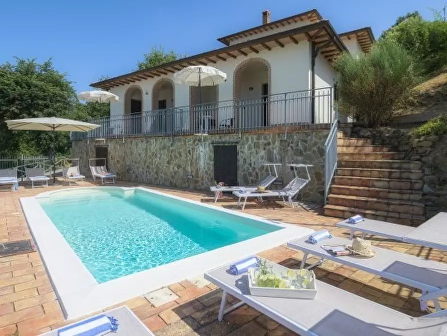 Immagine 43 di Villa in vendita  a Lisciano Niccone