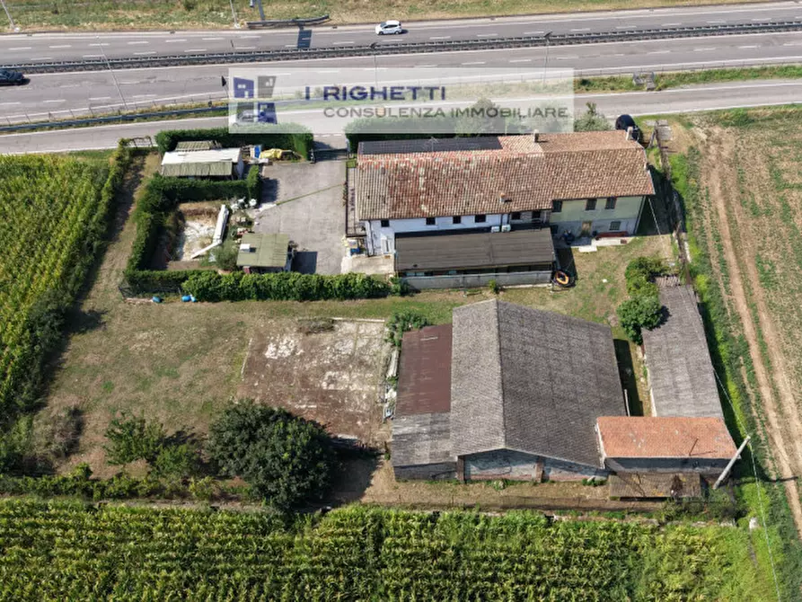 Immagine 6 di Appartamento in vendita  in Via Cà Sentieri 6 a Zevio