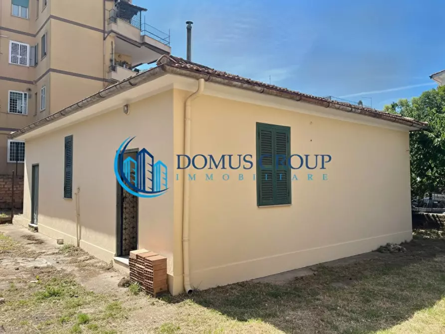 Immagine 7 di Rustico / casale in vendita  in Via Francesco Azzurri a Roma