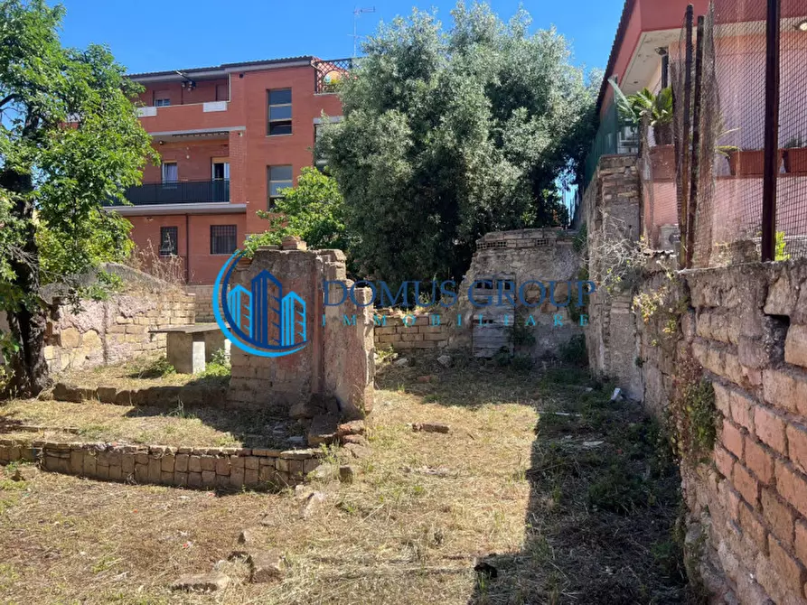 Immagine 24 di Rustico / casale in vendita  in Via Francesco Azzurri a Roma