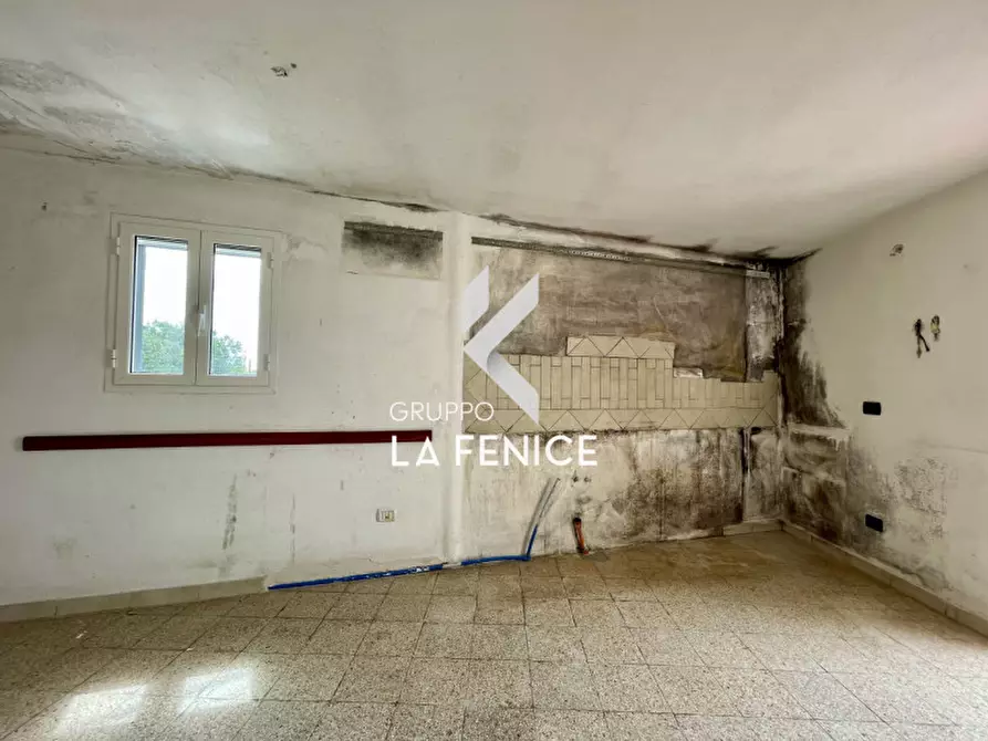 Immagine 13 di Casa indipendente in vendita  in viale delle ginestre a Fasano