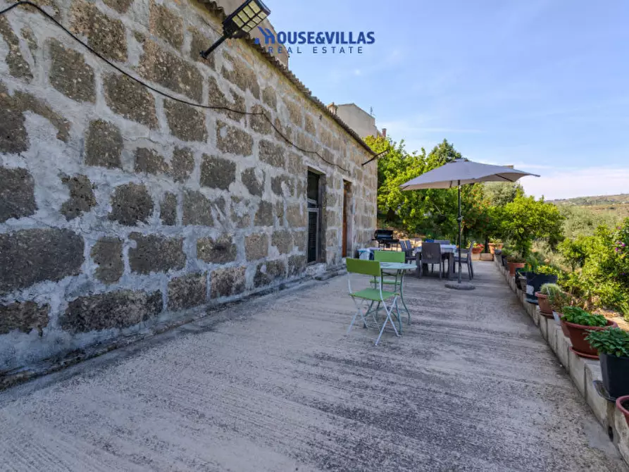 Immagine 3 di Casa indipendente in vendita  in Via Angelo Cavarra a Noto
