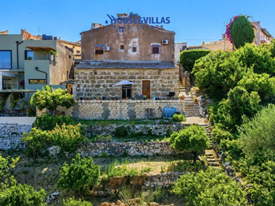 Immagine 7 di Casa indipendente in vendita  in Via Angelo Cavarra a Noto