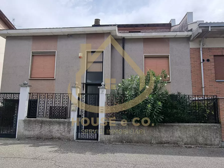 Immagine 81 di Villa in vendita  in VIA SAN GIOVANNI a Vigevano
