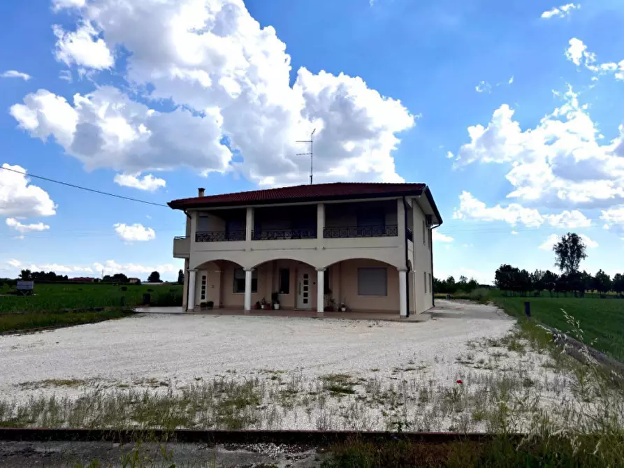 Immagine 1 di Casa indipendente in vendita  in Via Ponte Cazzola a Poiana Maggiore