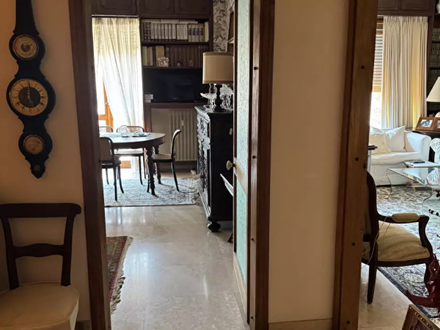 Immagine 4 di Appartamento in vendita  in Corso Michele Coppino 13 a Alba