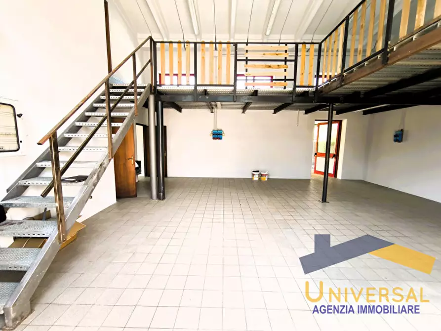 Immagine 8 di Magazzino in affitto  in VIA DELLE LUNGHE n. 37 Piano T a Trebaseleghe