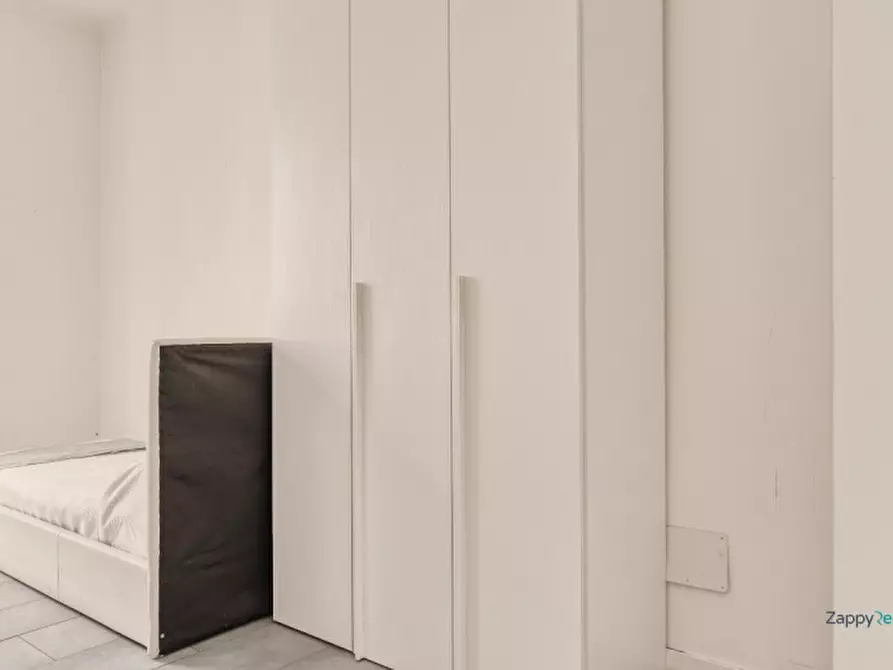 Immagine 25 di Camera in affitto  in Via Felice Casati, 39 a Milano