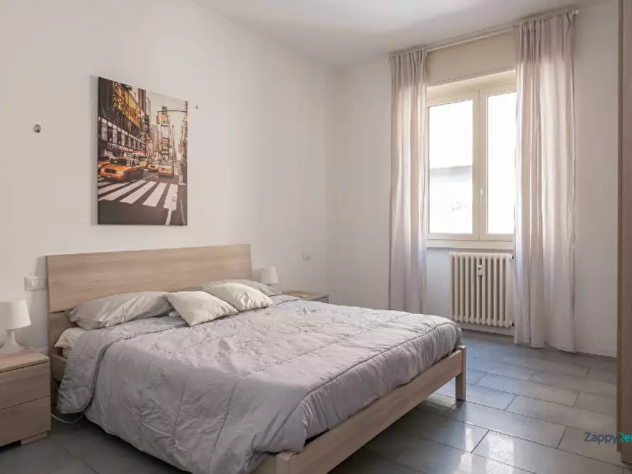 Immagine 13 di Camera in affitto  in Via Felice Casati, 39 a Milano