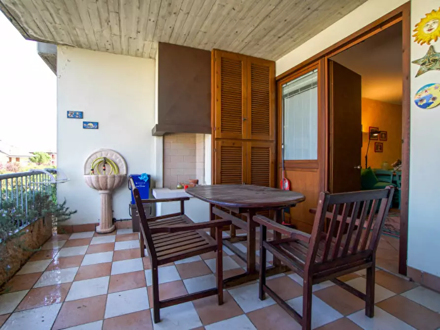 Immagine 2 di Appartamento in vendita  a Sirmione