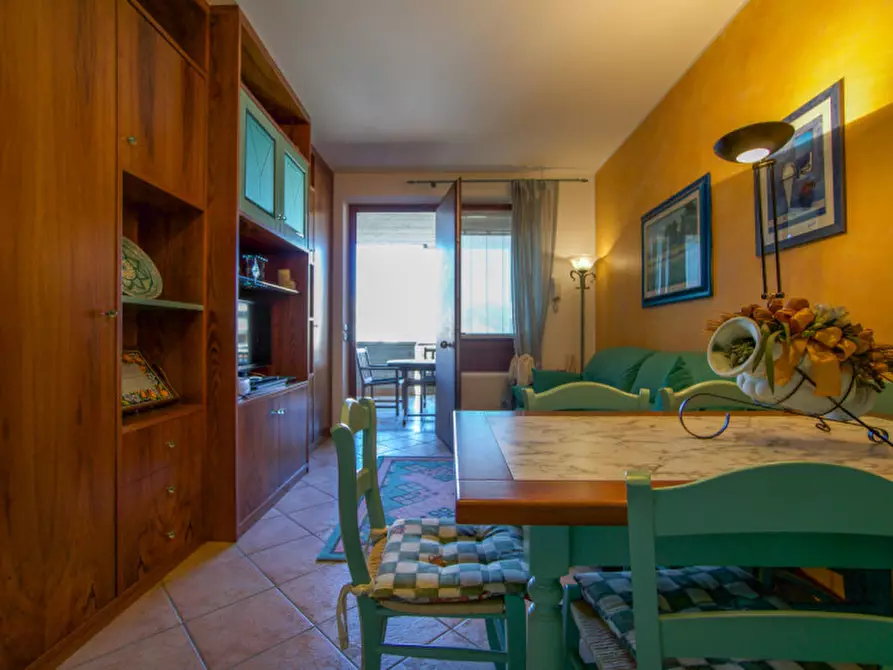 Immagine 13 di Appartamento in vendita  a Sirmione