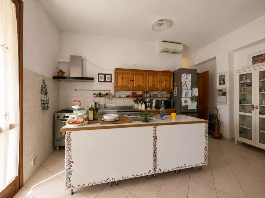 Immagine 4 di Casa indipendente in vendita  a Senigallia