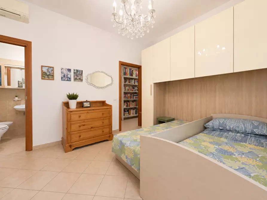 Immagine 9 di Casa indipendente in vendita  a Senigallia