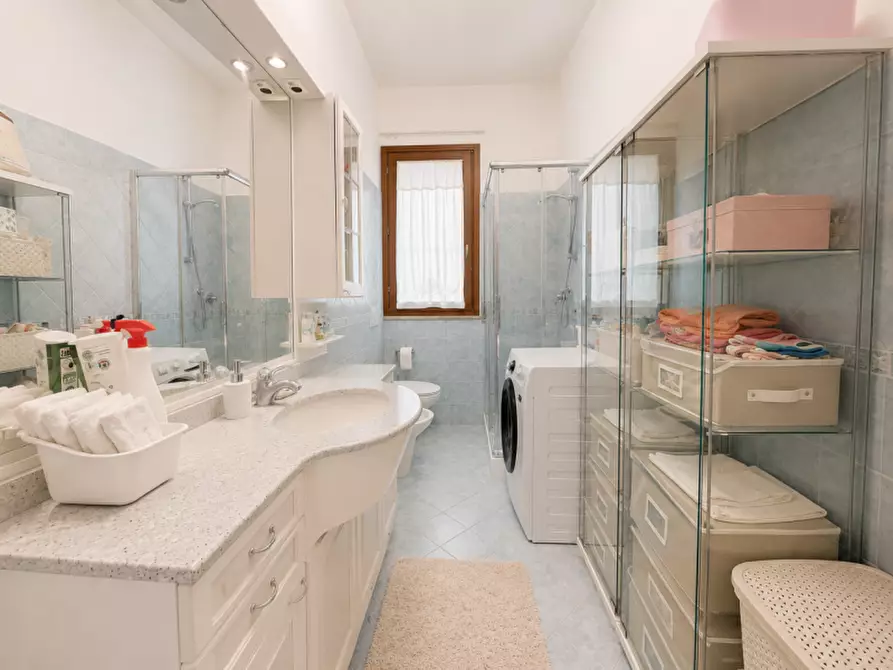 Immagine 15 di Casa indipendente in vendita  a Senigallia