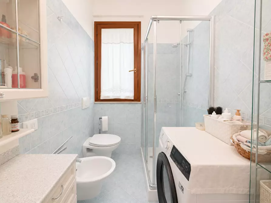 Immagine 17 di Casa indipendente in vendita  a Senigallia
