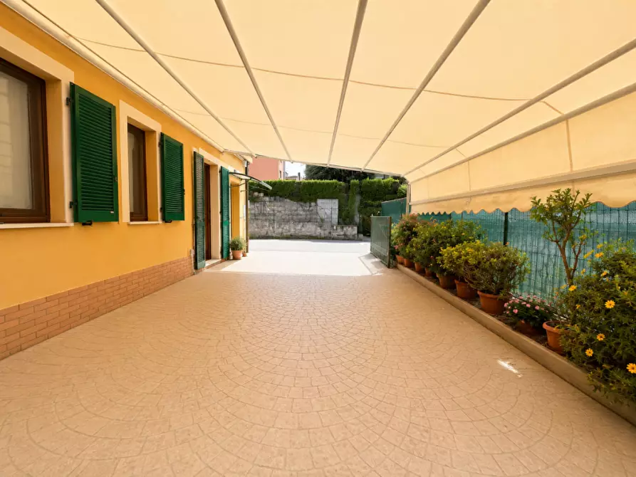 Immagine 19 di Casa indipendente in vendita  a Senigallia